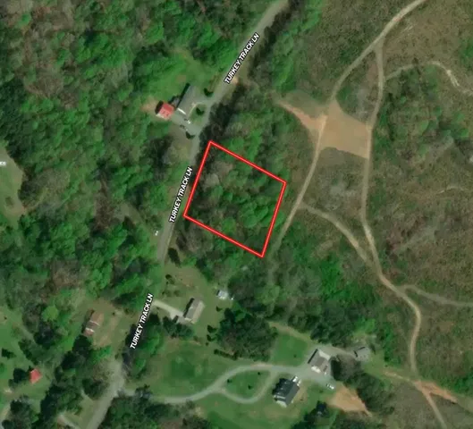 Turkey Track Ln, Nathalie, VA 24577