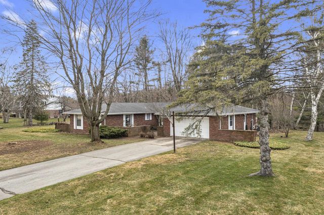 4922 North 18th STREET, Sheboygan, WI 53083