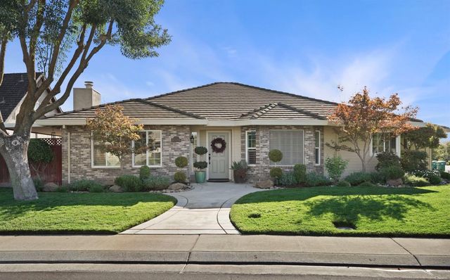 18378 Milford Dr, Lockeford, CA 95237
