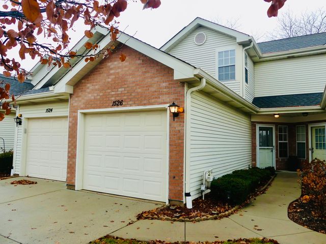 1526 Golfview Ct, Glendale Heights, IL 60139