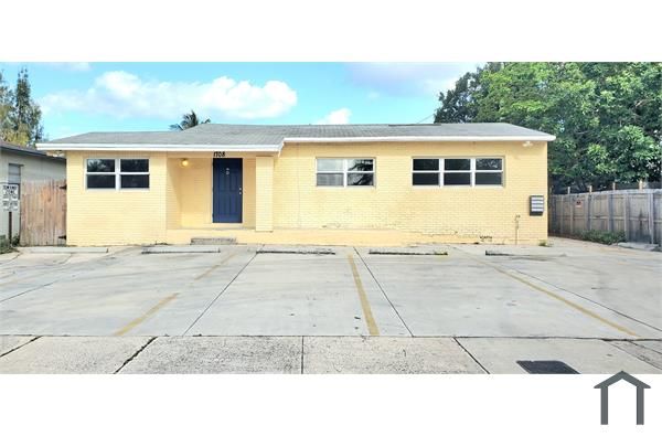 1708 NW 9th Ave  #A, Fort Lauderdale, FL 33311