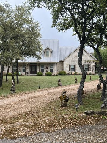 201 Circle Oaks Drive, Burnet, TX 78611