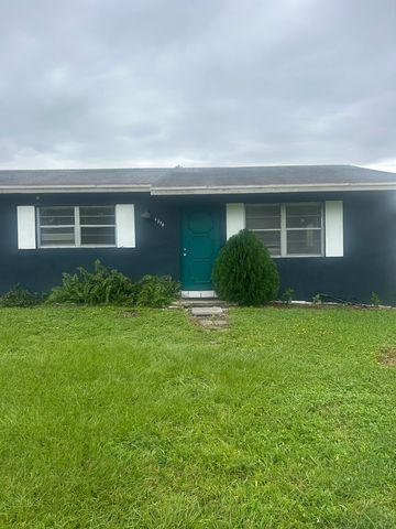 4378 Broadway St #4378, Lake Worth, FL 33461