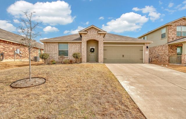 2916 Brosnan Rd, Lorena, TX 76655