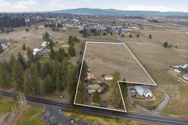 18105 E  32nd Ave, Greenacres, WA 99016