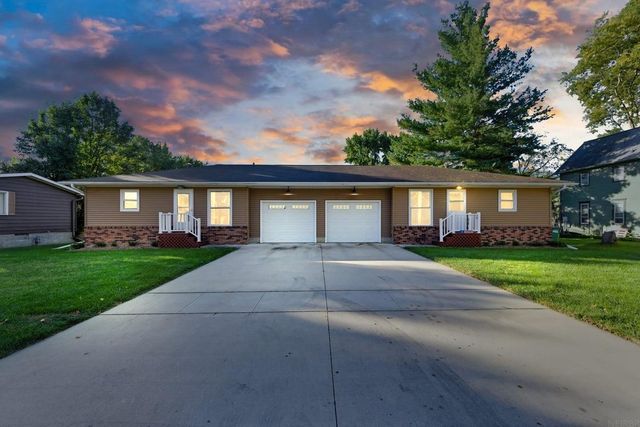 237_239 W  Franklin St, Denver, IA 50622