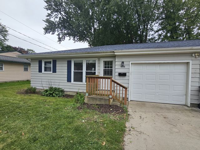 1802-1806 Randolph Rd, Janesville, WI 53545
