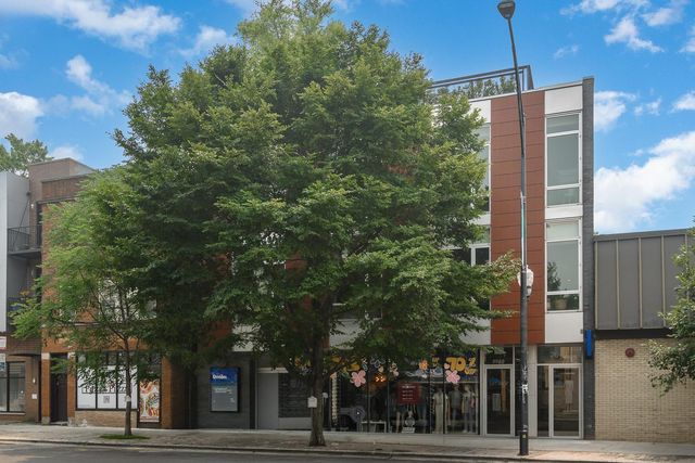 2041 W  Roscoe St #PENTHOUSE, Chicago, IL 60618