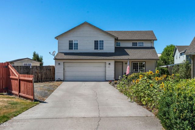 609 NE Stone Ridge Ln, Prineville, OR 97754