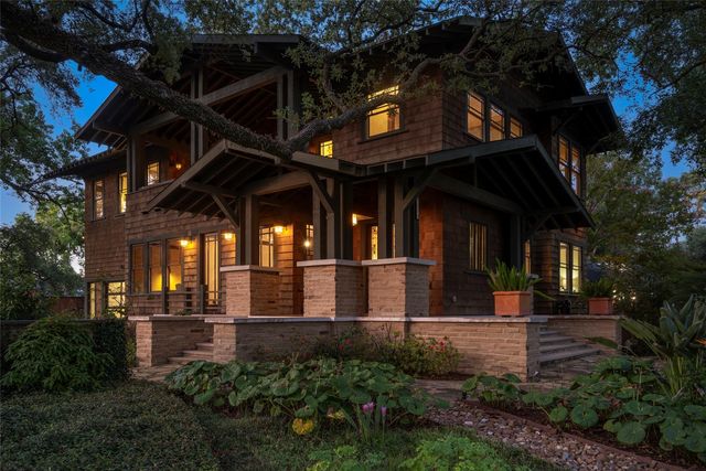 1090 Lamonte Ln, Houston, TX 77018