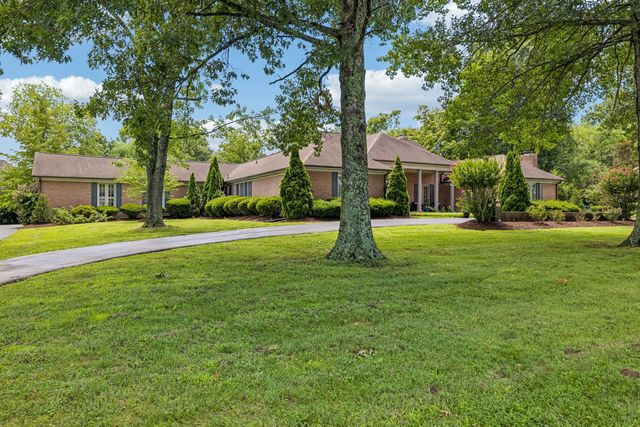 5013 Fountainhead Dr, Brentwood, TN 37027