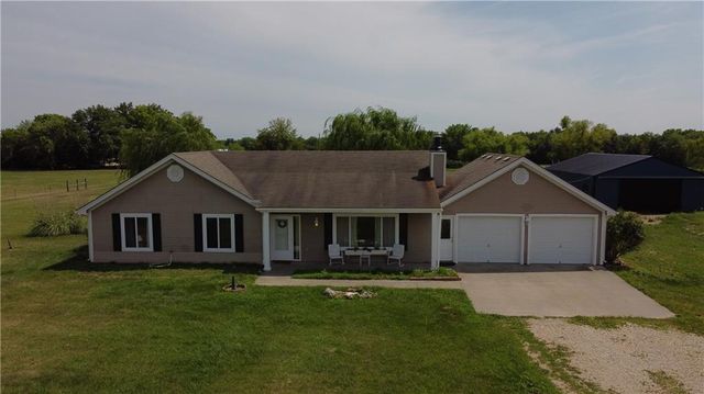 1674 NW 380th Rd, Kingsville, MO 64061