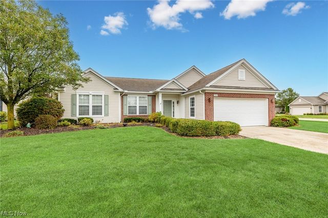 9304 Saw Mill Dr, North Ridgeville, OH 44039