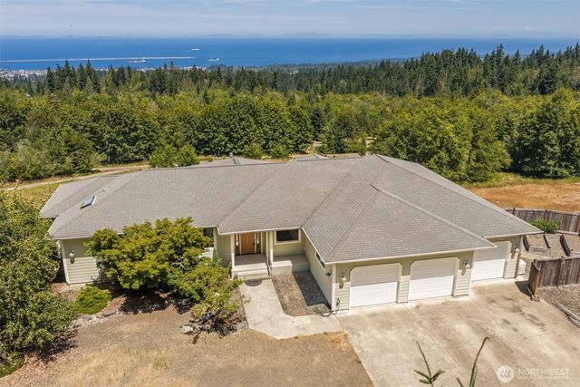 975 E Simmons Road, Port Angeles, WA 98362