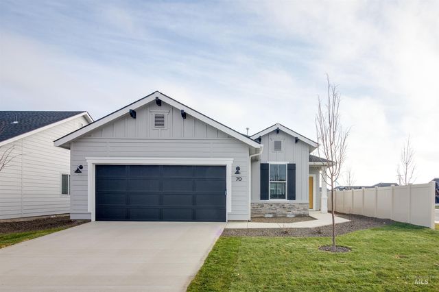 18337 N  Fire Ice Ave, Nampa, ID 83687