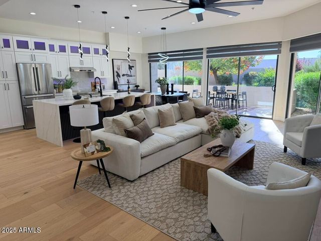 8989 N GAINEY CENTER Drive #149, Scottsdale, AZ 85258