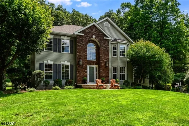 14 Fieldstone Trl, Sparta, NJ 07871