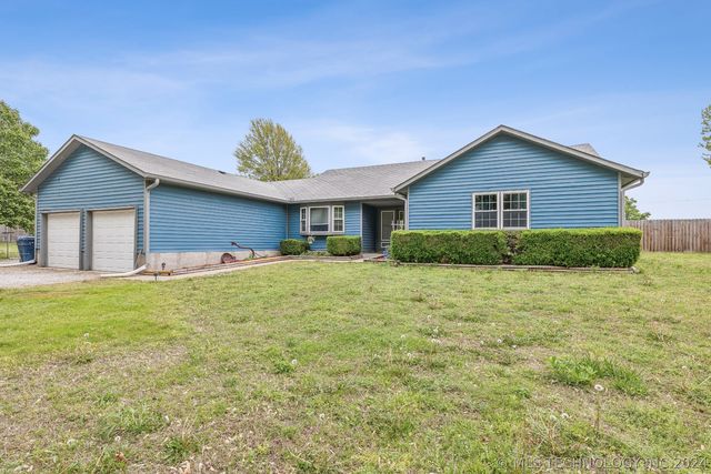 12129 N  152nd East Ave, Collinsville, OK 74021