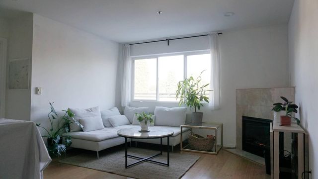 3717 California Ave SW #402, Seattle, WA 98116