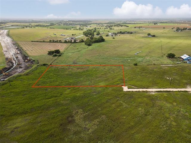 110 County Road 153 #2, Georgetown, TX 78626