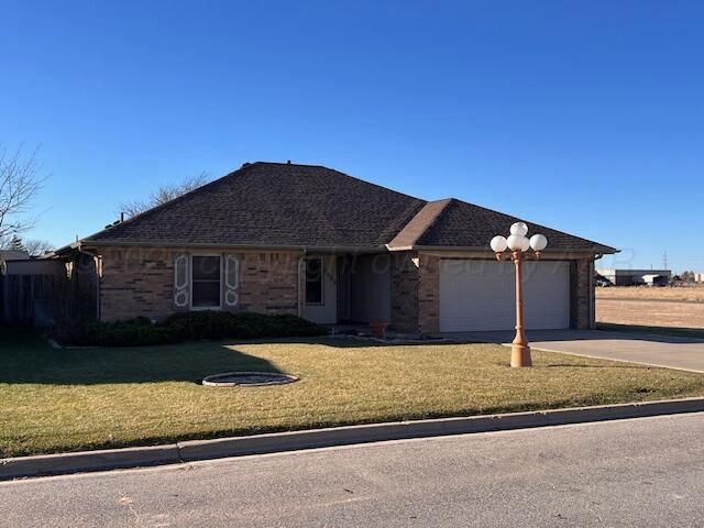 1506 Texas St, Perryton, TX 79070