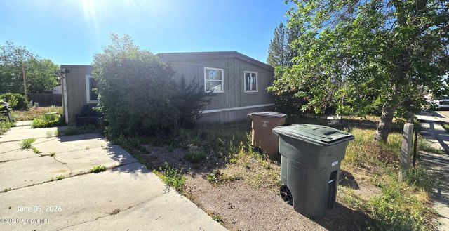 904 Hemlock Ave, Gillette, WY 82716