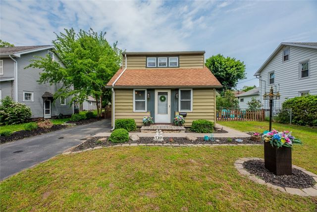 104 Keating Dr, Rochester, NY 14622