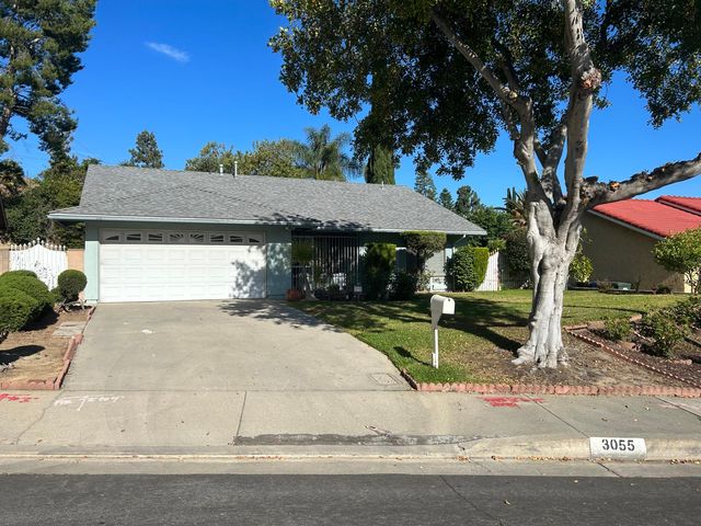 3055 Norsewood Dr, Rowland Heights, CA 91748