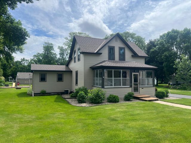 413 S  Swift Ave, Litchfield, MN 55355