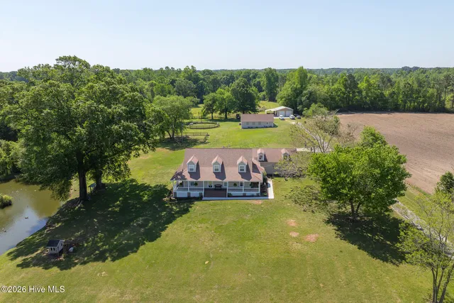389 Beulaville Highway, Richlands, NC 28574