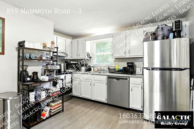 859 Mammoth Rd #3, Manchester, NH 03104