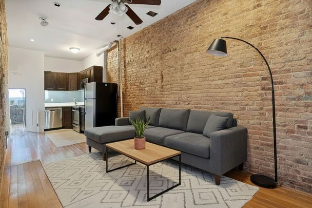 308 Lincoln Rd #2R, Brooklyn, NY 11225