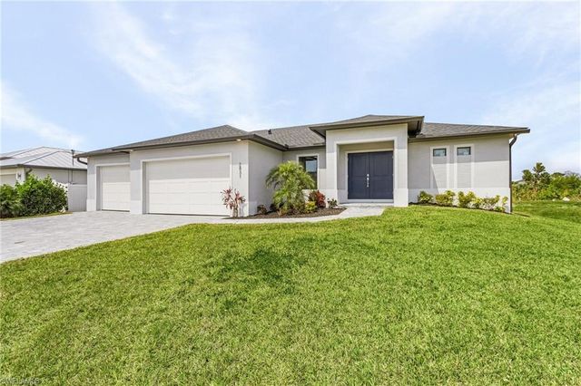 2831 SW 2nd Ter, Cape Coral, FL 33991