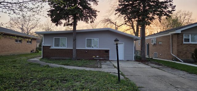 14448 Peoria St, Harvey, IL 60426