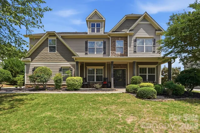 1711 Laurel Hill Dr, Waxhaw, NC 28173