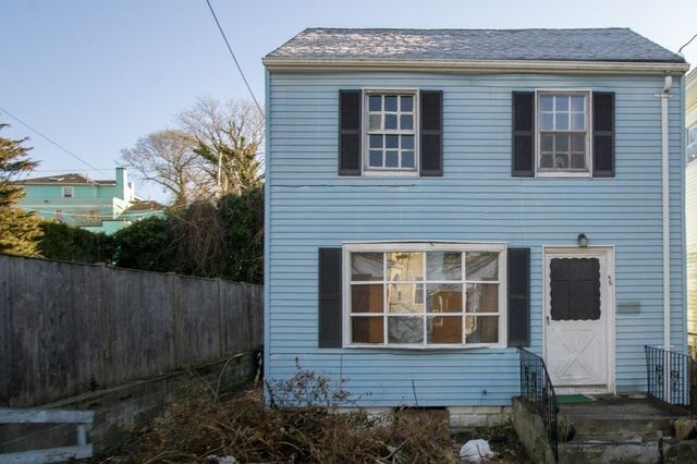 46 Cottage St, New Bedford, MA 02740