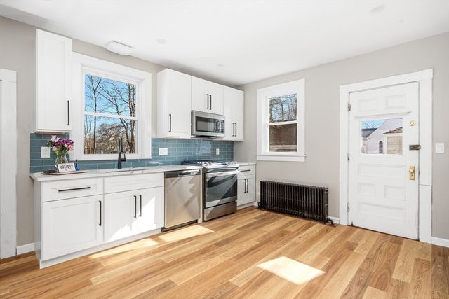 41 Franklin Ave, Rockland, MA 02370