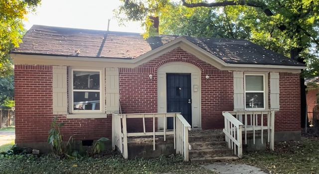 890 Charles Pl, Memphis, TN 38112