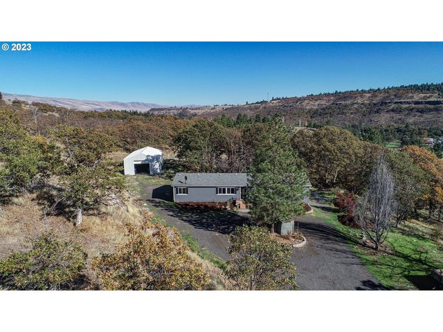 5953 Chenoweth Rd, The Dalles, OR 97058