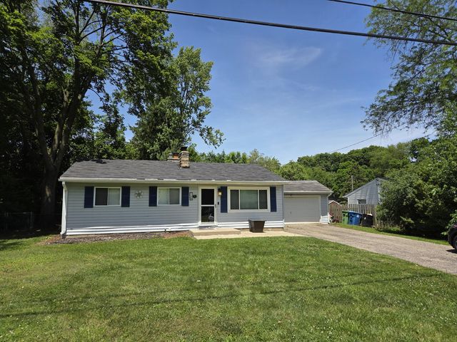 125 Peachtree Dr, Battle Creek, MI 49015