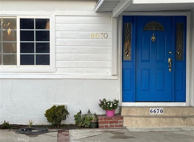 6670 Aura Ave, Reseda, CA 91335