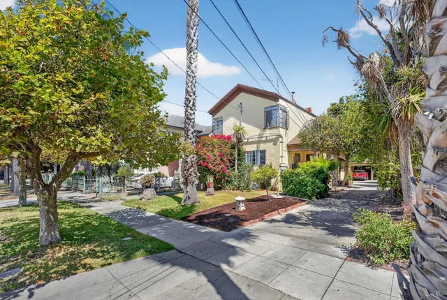 422 N  5th St, San Jose, CA 95112