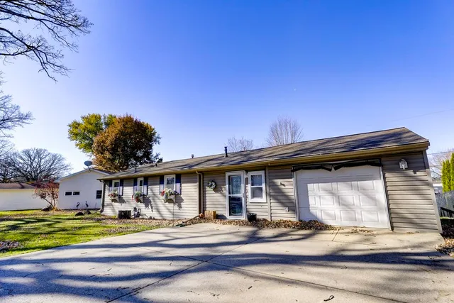 N381 Pottawatomi Trl, Milton, WI 53563