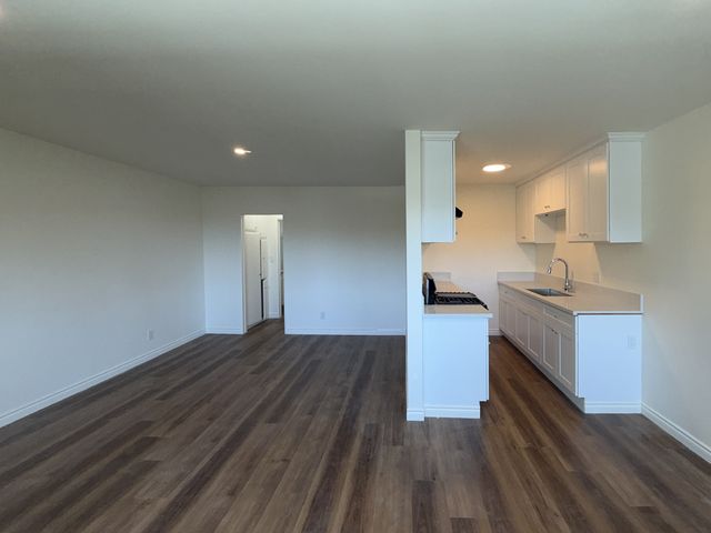 1651 Golden Gate Ave #7, Los Angeles, CA 90026