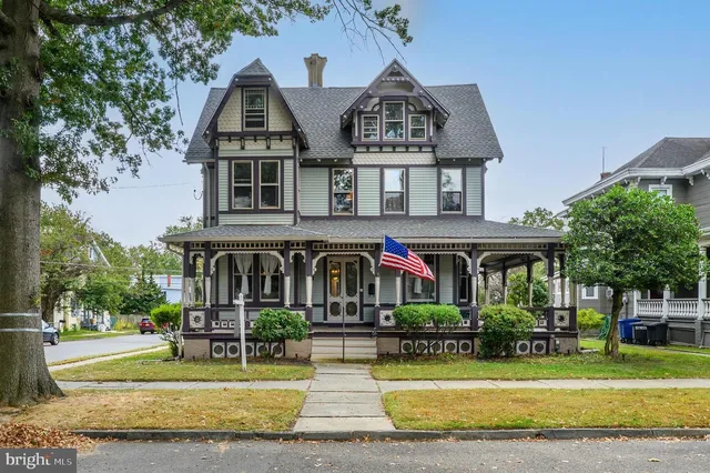 48 Broad St, Mount Holly, NJ 08060