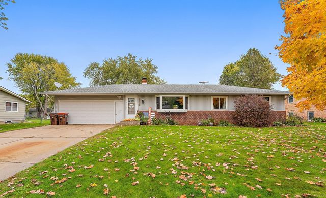 3445 Lester Ave, Hastings, MN 55033