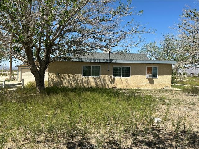 12636 Lincoln Rd, Lucerne Valley, CA 92356