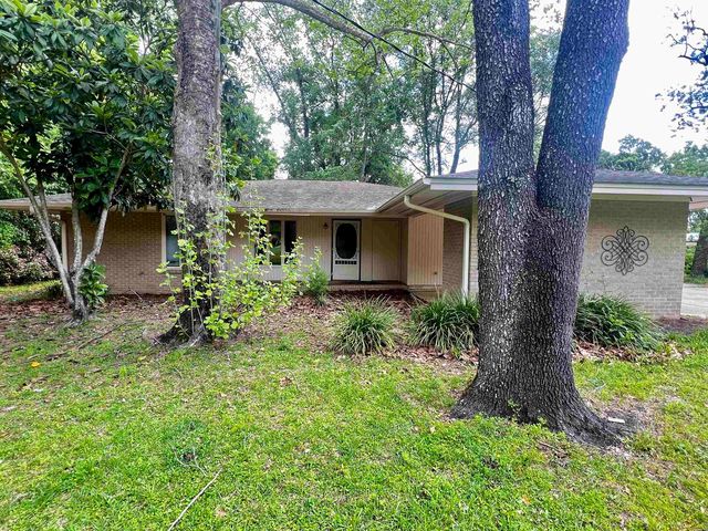 1205 Springhaven Rd, Tallahassee, FL 32317