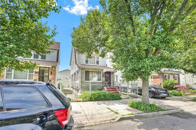 77-14 162 STREET, Fresh Meadows, NY 11366
