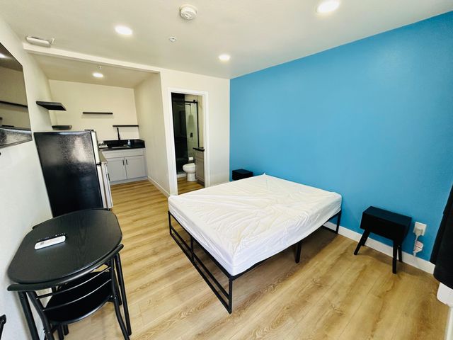 Address Not Disclosed, Las Vegas, NV 89104